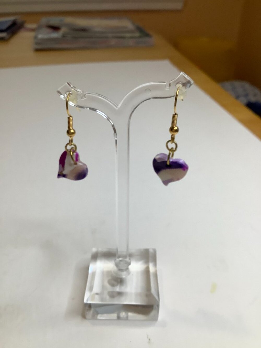 KVITKA CREATIONS Handmade Purple Marble Clay Heart Earrings - Picture 2 of 5